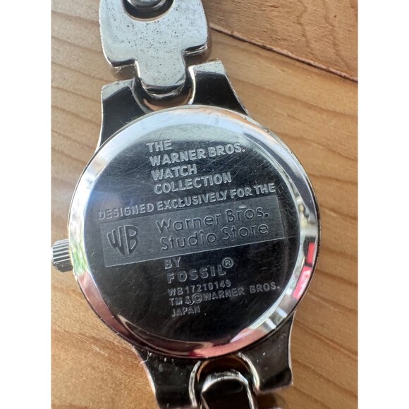 Bugs Bunny Fossil Watch Warner Bros. Studio Store Exclusive Metal Band Silver - Picture 6 of 6
